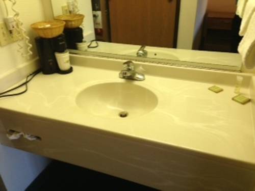Imagen de la habitación del Hotel Surestay Plus By Best Western Bettendorf. Foto 2