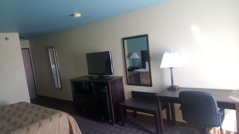 Imagen de la habitación del Hotel Surestay Plus By Best Western Blue Springs. Foto 3