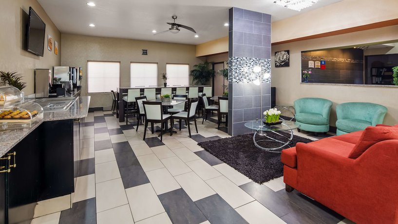 Imagen de los interiores del Hotel Surestay Plus By Best Western Blue Springs. Foto 19