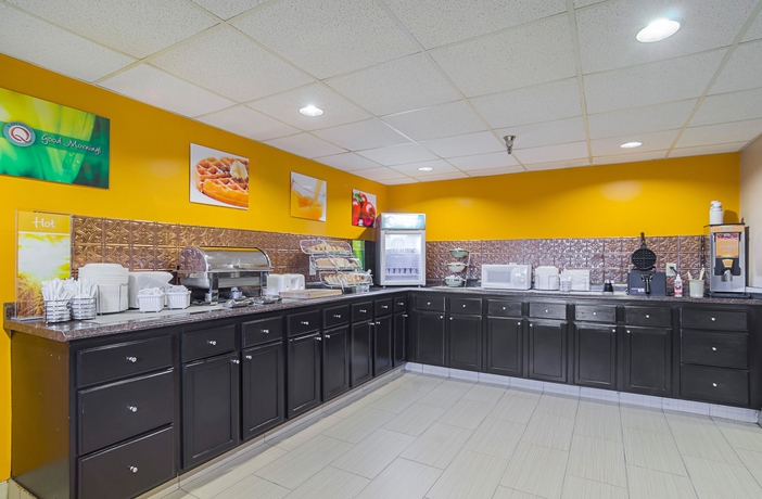 Imagen del bar/restaurante del Hotel Surestay Plus By Best Western Durham Medical Center. Foto 3