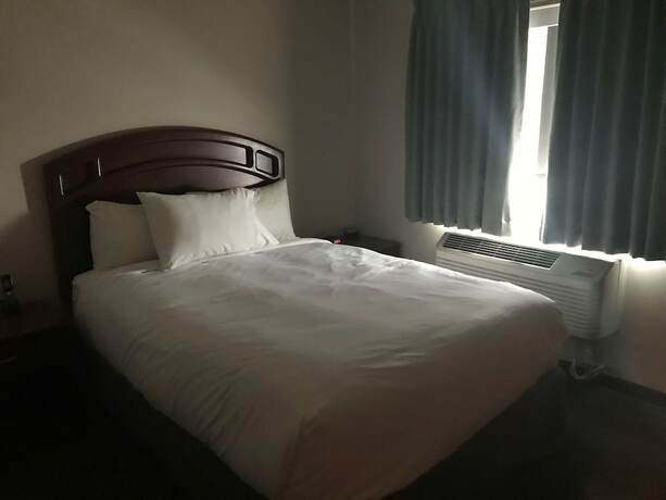 Imagen de la habitación del Hotel Surestay Plus By Best Western Hardisty. Foto 16