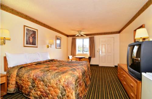 Imagen de la habitación del Hotel Surestay Plus By Best Western Hesperia. Foto 7