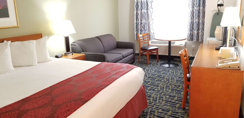 Imagen de la habitación del Hotel Surestay Plus By Best Western Lethbridge. Foto 9
