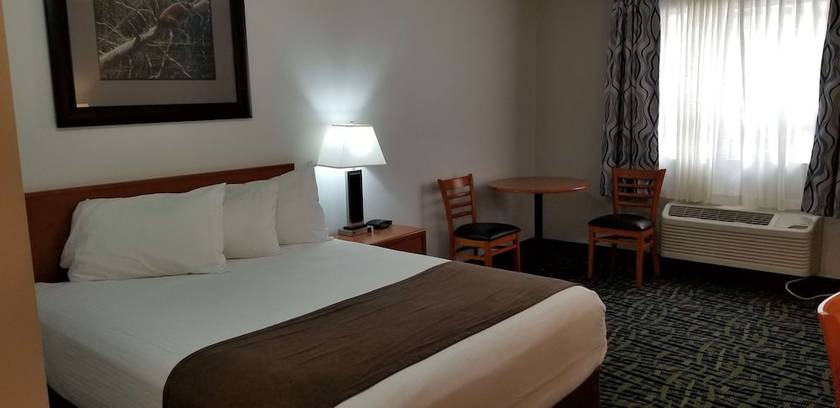 Imagen de la habitación del Hotel Surestay Plus By Best Western Lethbridge. Foto 10