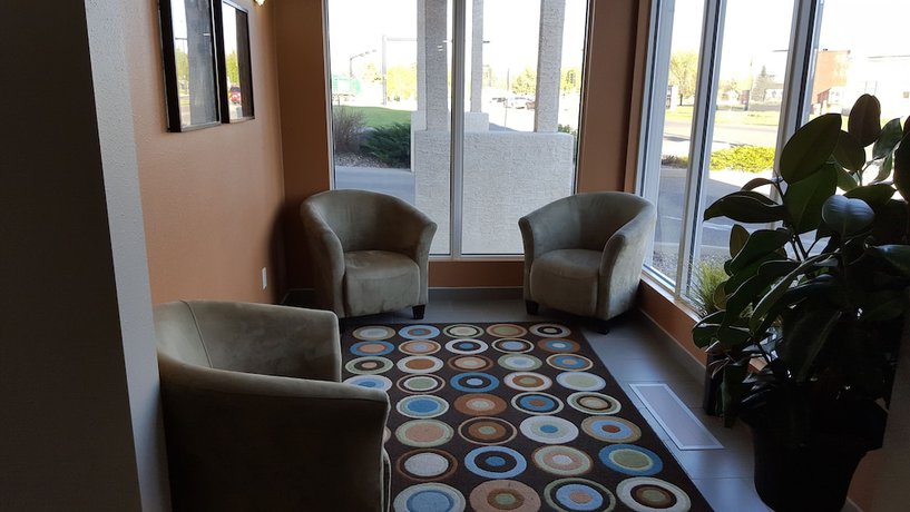 Imagen de los interiores del Hotel Surestay Plus By Best Western Lethbridge. Foto 20