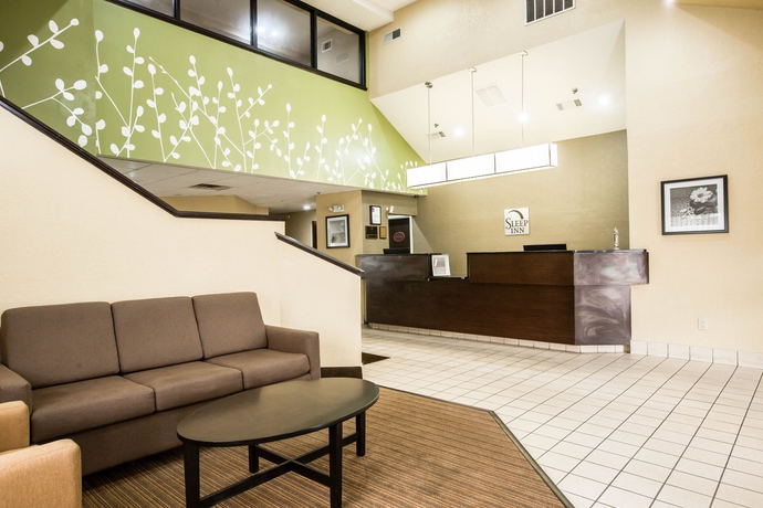 Imagen de los interiores del Hotel Surestay Plus By Best Western Macon West. Foto 13
