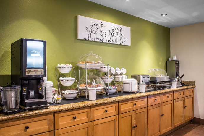 Imagen del bar/restaurante del Hotel Surestay Plus By Best Western Mesa Superstition Springs. Foto 6