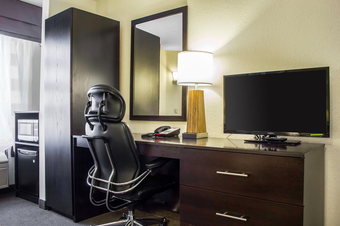 Imagen de la habitación del Hotel Surestay Plus By Best Western Mesa Superstition Springs. Foto 12