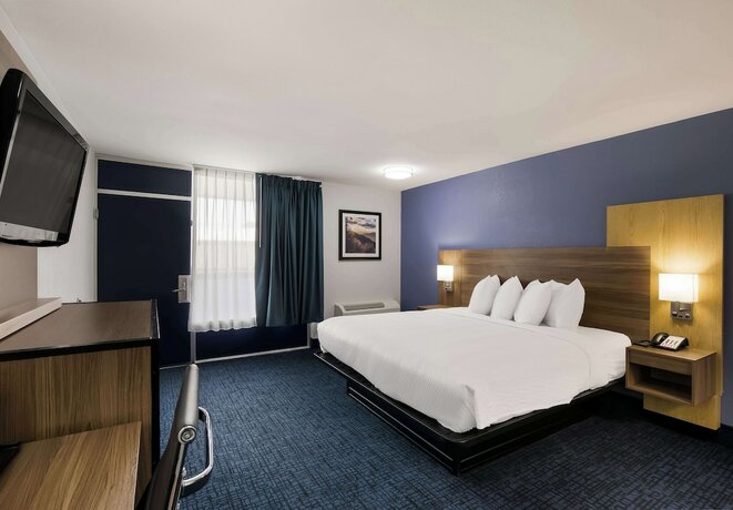 Imagen de la habitación del Hotel Surestay Plus By Best Western Pigeon Forge. Foto 17