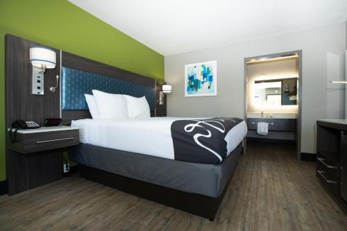 Imagen de la habitación del Hotel Surestay Plus By Best Western Point Richmond. Foto 3