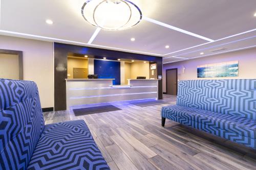 Imagen de la habitación del Hotel Surestay Plus By Best Western Point Richmond. Foto 10