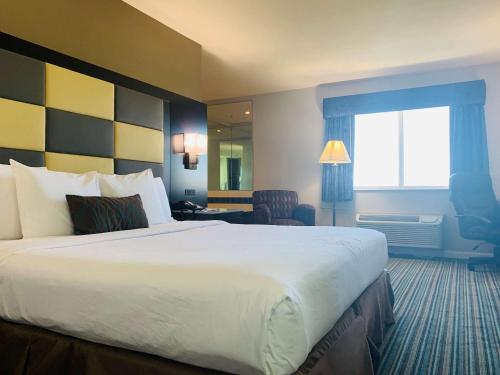 Imagen general del Hotel Surestay Plus By Best Western Redding. Foto 4