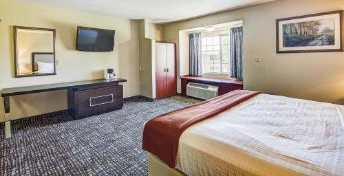 Imagen de la habitación del Hotel Surestay Plus By Best Western Rocklin. Foto 8