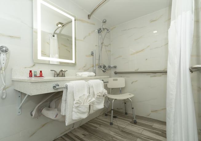 Imagen de la habitación del Hotel Surestay Plus By Best Western Sacramento Cal Expo. Foto 3