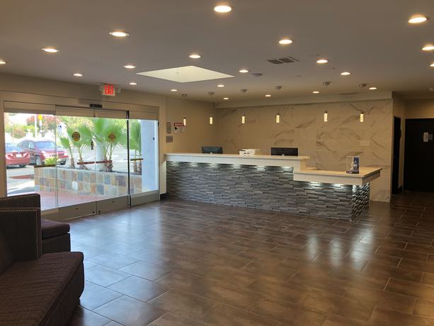 Imagen de los interiores del Hotel Surestay Plus By Best Western Sacramento Cal Expo. Foto 19