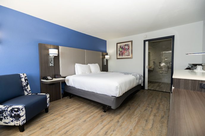 Imagen de la habitación del Hotel Surestay Plus By Best Western Sacramento Cal Expo. Foto 10
