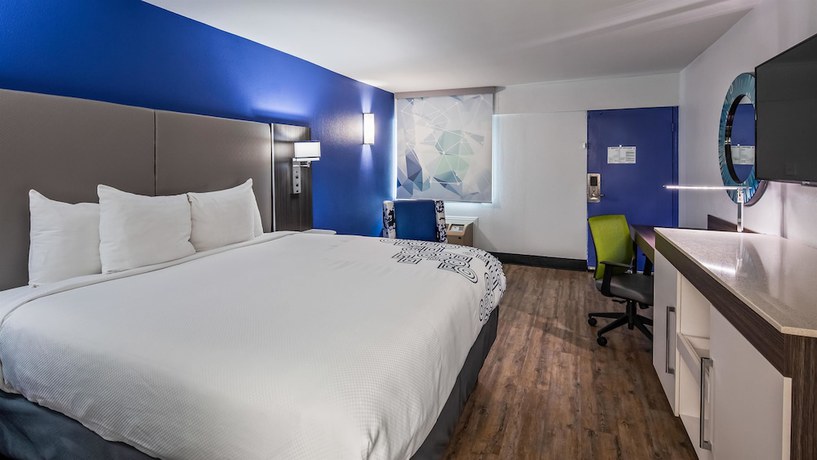 Imagen de la habitación del Hotel Surestay Plus By Best Western Sacramento Cal Expo. Foto 12