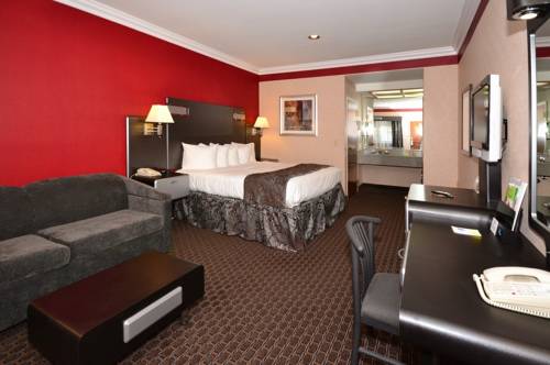 Imagen de la habitación del Hotel Surestay Plus By Best Western Santa Clara Silicon Valley. Foto 8