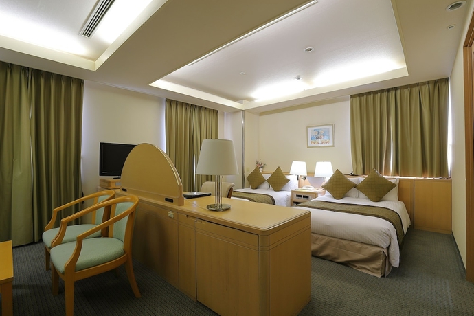 Imagen de la habitación del Hotel Surestay Plus By Best Western Shin-osaka. Foto 7