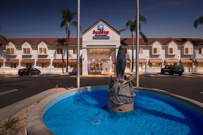 Imagen general del Hotel Surestay Plus By Best Western Upland Ontario North. Foto 11