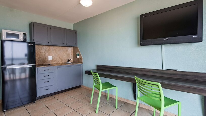 Imagen de la habitación del Hotel Surestay Studio By Best Western Virginia Beach Oceanfront. Foto 19