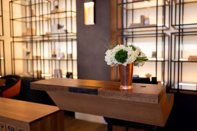 Imagen de los interiores del Hotel Surety. Foto 15