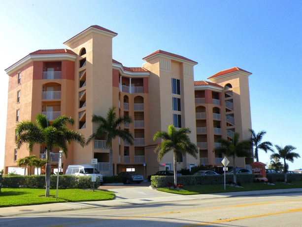 Imagen general del Hotel Surf Beach, Treasure Island. Foto 1