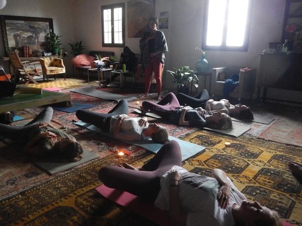 Imagen de los interiores del Hotel Surf Camp San Sebastian. Foto 17