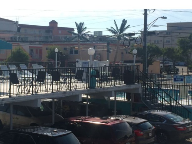 Imagen general del Hotel Surf Comber Motel. Foto 2
