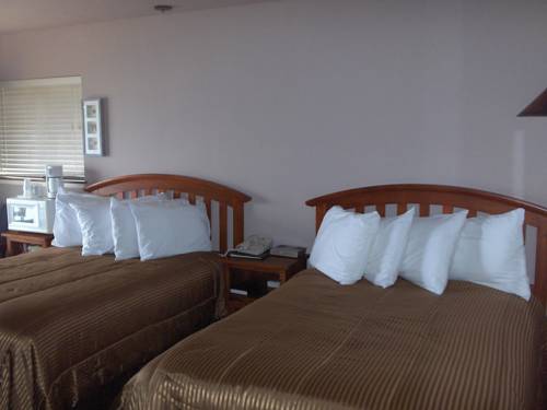 Imagen de la habitación del Hotel Surf Inn. Foto 1