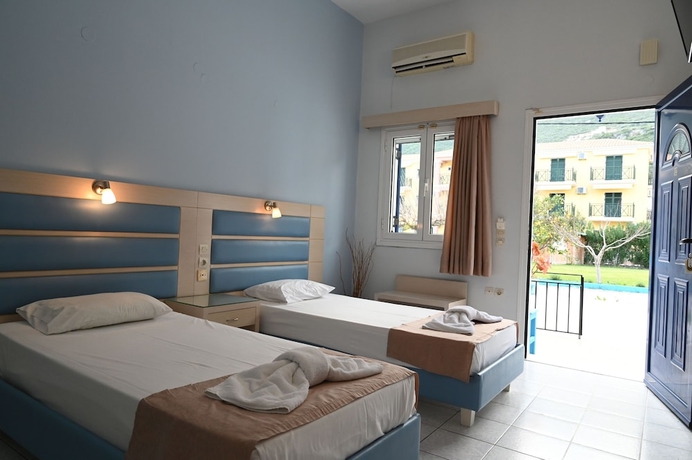Imagen de la habitación del Hotel Surf, L&eacute;ucade. Foto 2