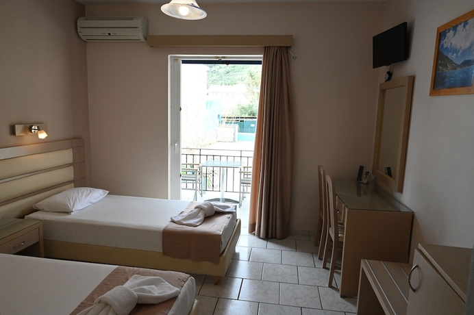 Imagen de la habitación del Hotel Surf, L&eacute;ucade. Foto 5
