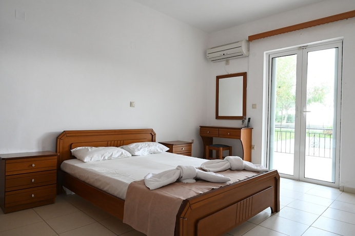 Imagen de la habitación del Hotel Surf, L&eacute;ucade. Foto 13