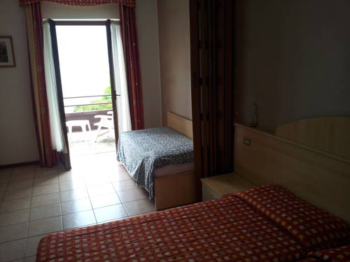 Imagen de la habitación del Hotel Surf Pier. Foto 14