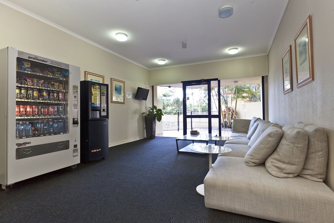 Imagen de los interiores del Hotel Surf Regency Apartments. Foto 19