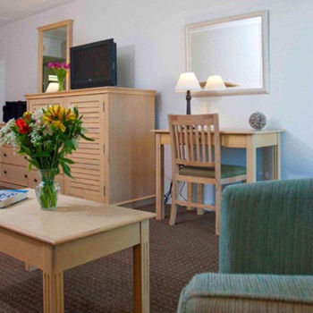 Imagen de los interiores del Hotel Surf Side. Foto 6