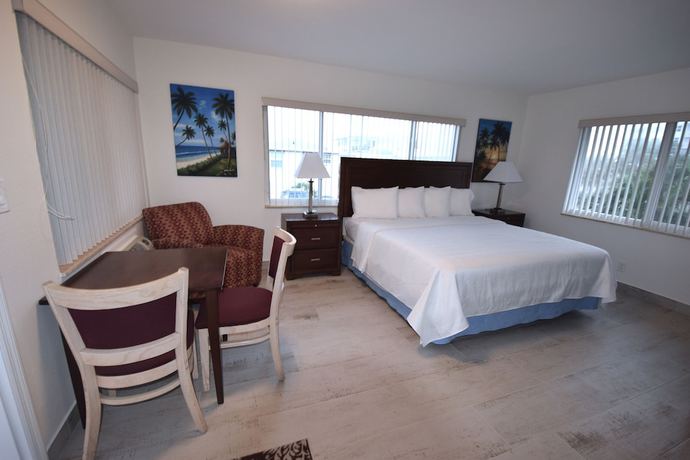 Imagen de la habitación del Hotel Surf Side Resort. Foto 3