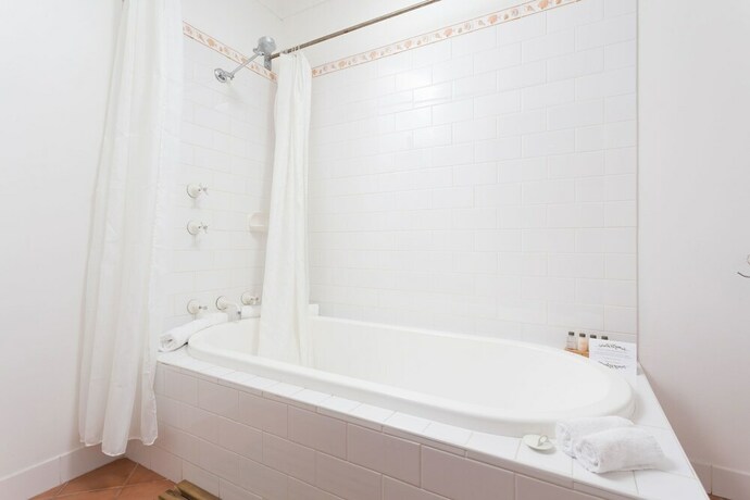 Imagen de la habitación del Hotel Surf Side Retreat. Foto 26