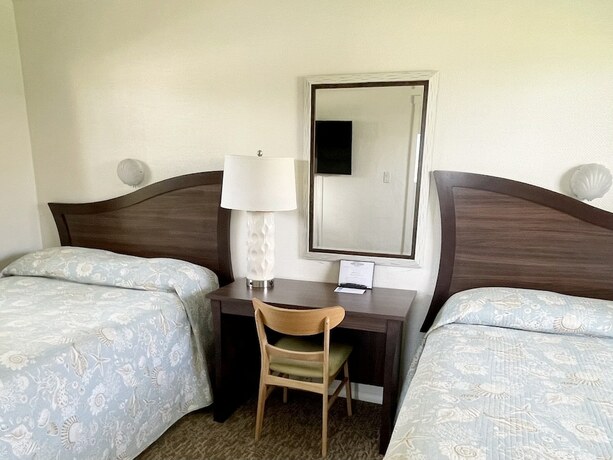 Imagen de la habitación del Hotel Surf Studio Beach Resort. Foto 16