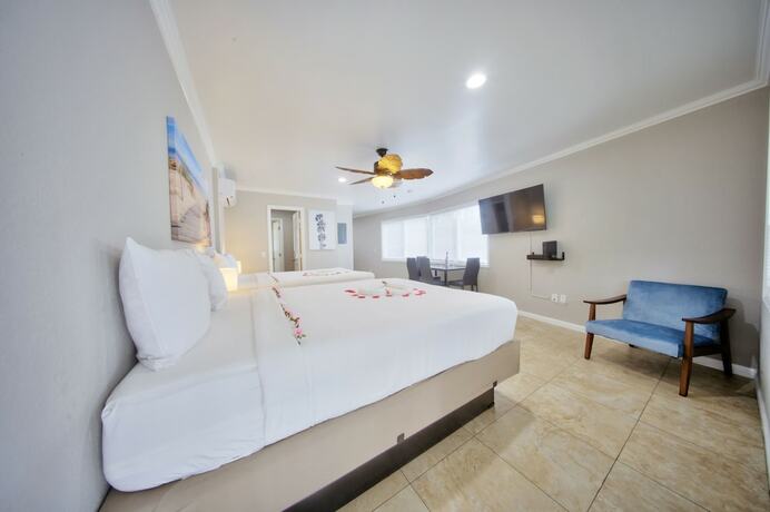 Imagen general del Hotel Surf and Sand. Foto 1