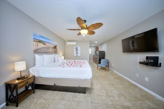 Imagen de la habitación del Hotel Surf and Sand. Foto 12