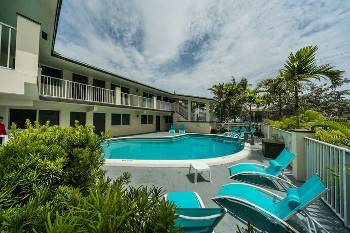 Imagen general del Hotel Surf and Sand. Foto 5