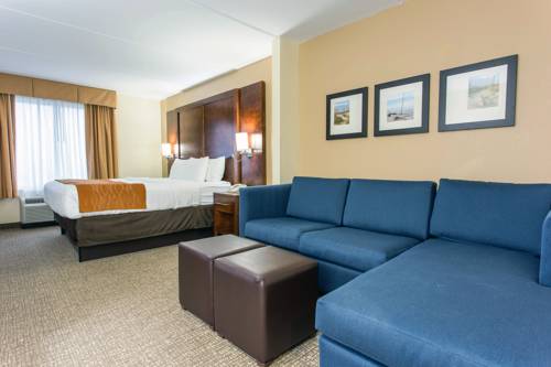 Imagen de la habitación del Hotel Surf and Sand Fernandina Beach At Amelia Island, Ascend Collection - Formerly Comfort Suites. Foto 9