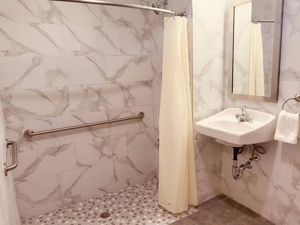 Imagen de la habitación del Hotel Surface Inn Brooklyn. Foto 5
