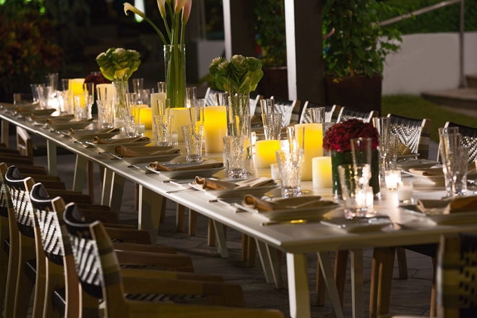 Imagen del bar/restaurante del Hotel Surfcomber A Kimpton. Foto 7