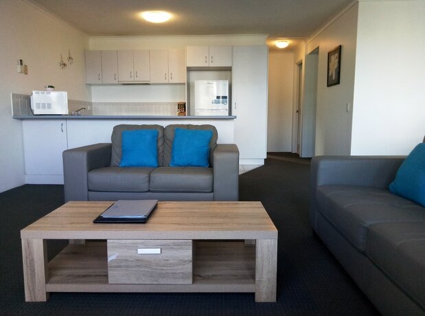Imagen general del Hotel Surfcomber On The Beach. Foto 10