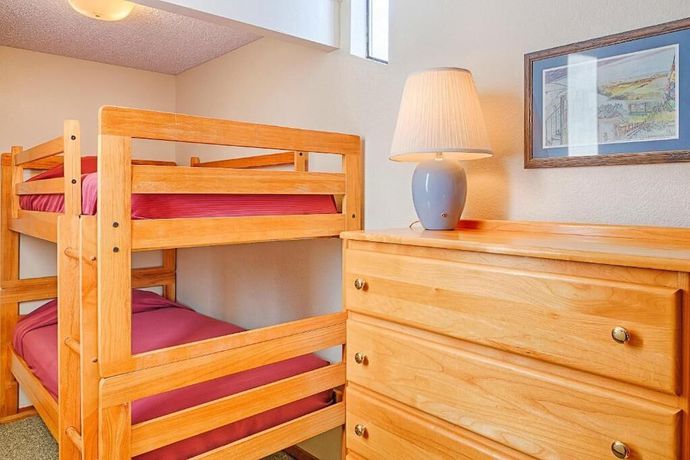 Imagen de la habitación del Hotel Surfcrest Resort. Foto 5