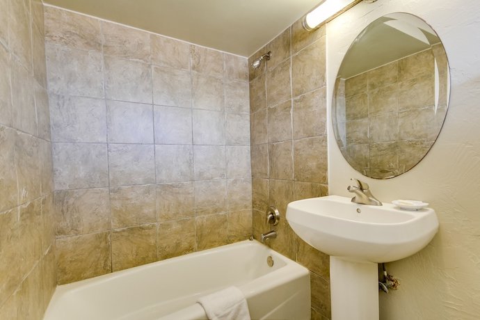 Imagen de la habitación del Hotel Surfer Beach. Foto 12