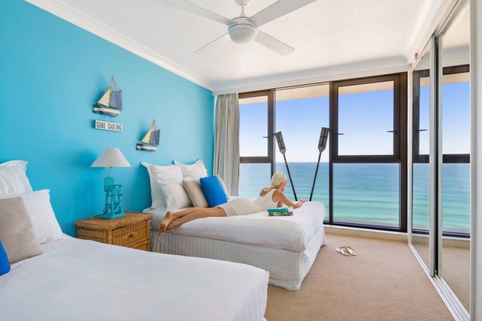 Imagen de la habitación del Hotel Surfers Aquarius. Foto 6