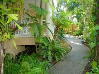 Imagen de los exteriores del Hotel Surfers Beach Holiday Apartments. Foto 4